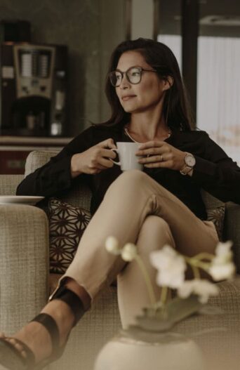 Stay-Longer-Pay-Less Image